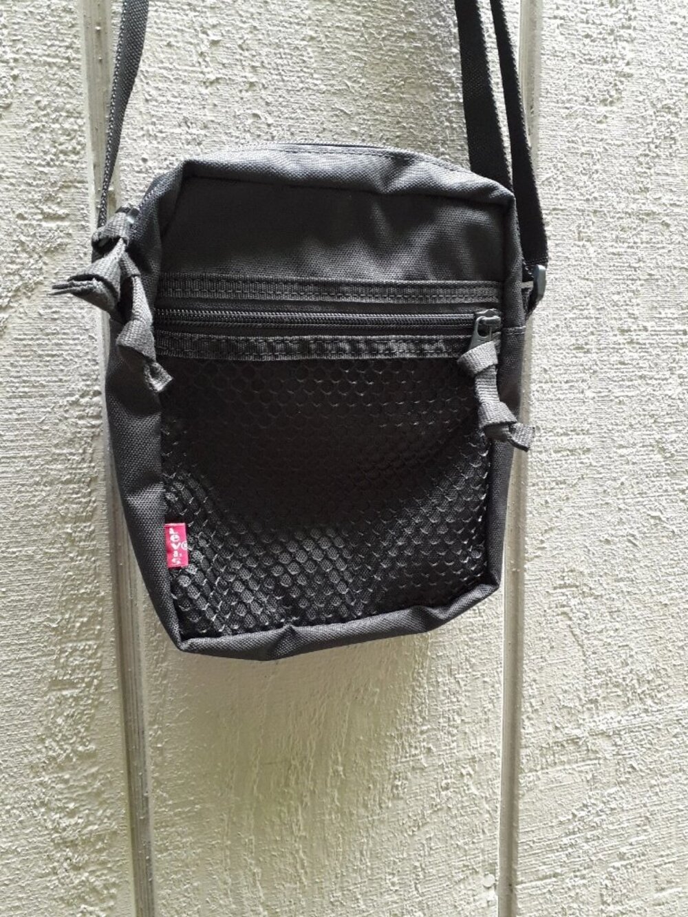Levis Crossbody Bag Black 8" x 6" Everyday Carry On Minimalist Sling Small Pack